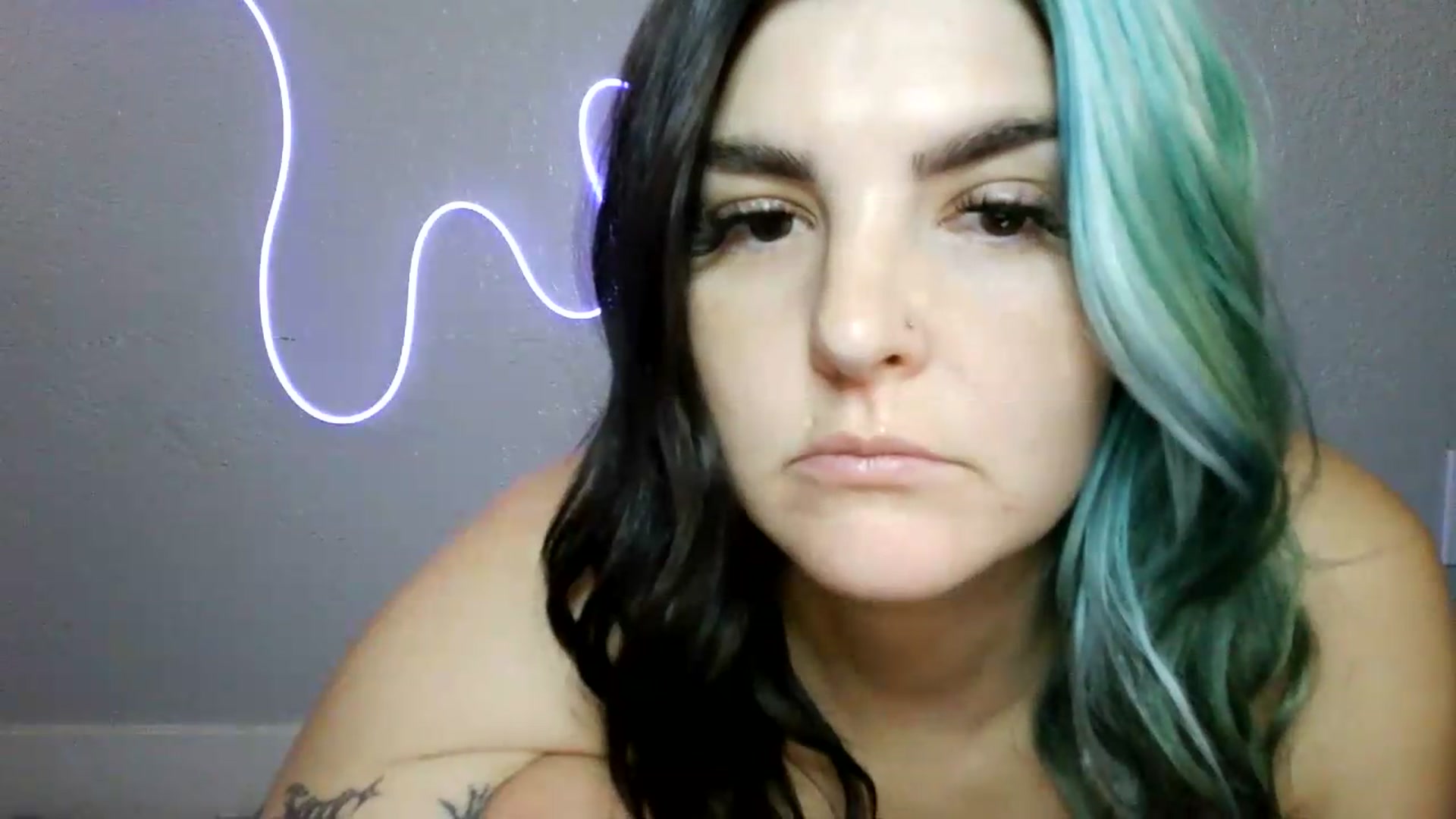 Gallery image thumbnail from Gothbaby_333x's myfreecams stream on, 08/27/2026, 20:41 image 12 of 20