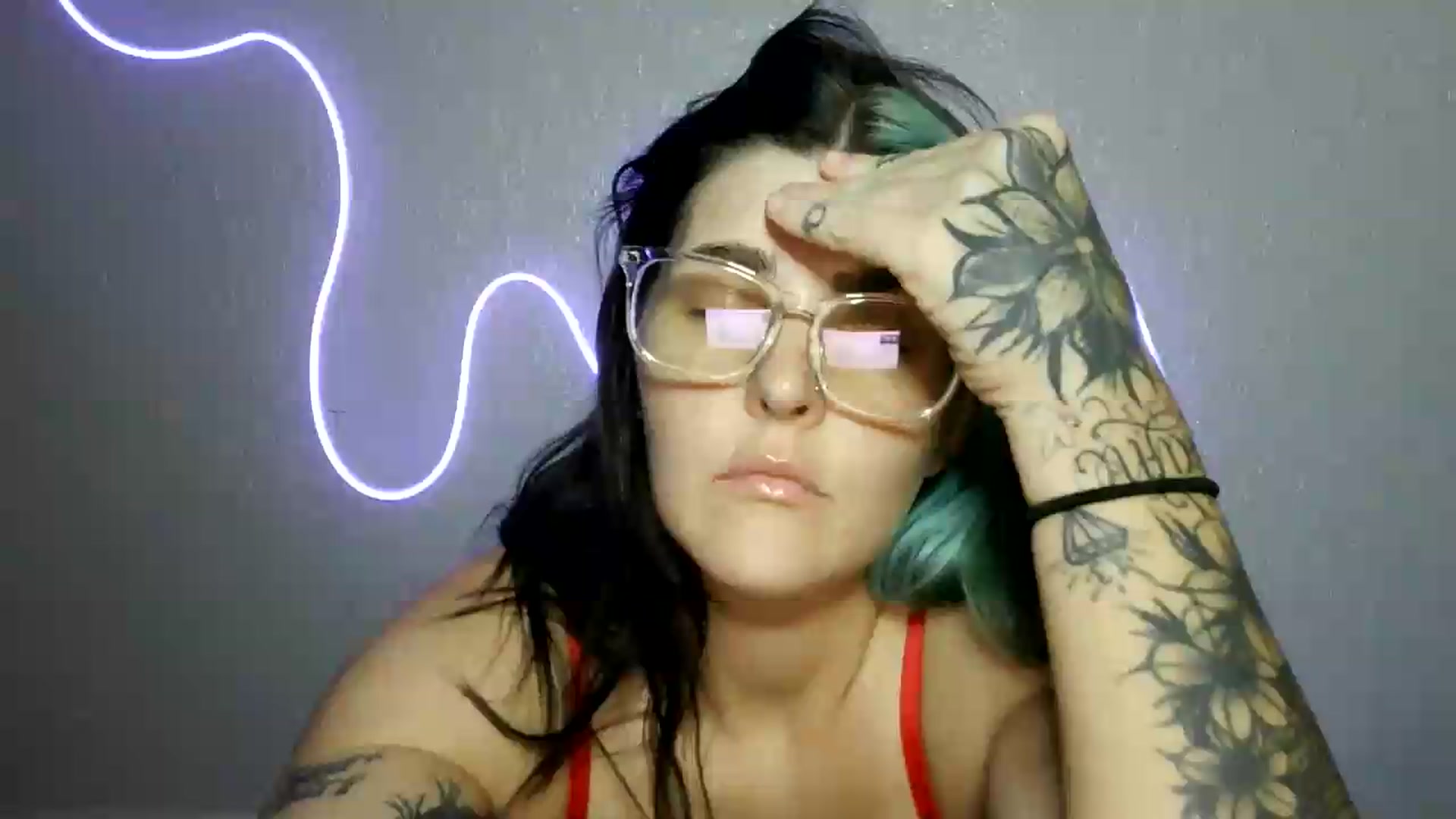 Gallery image thumbnail from Gothbaby_333x's myfreecams stream on, 08/28/2026, 06:11 image 1 of 20