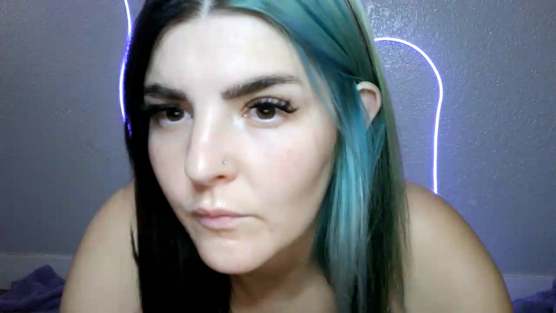 Gallery image thumbnail from Gothbaby_333x's myfreecams stream on, 08/28/2026, 20:30 image 14 of 20