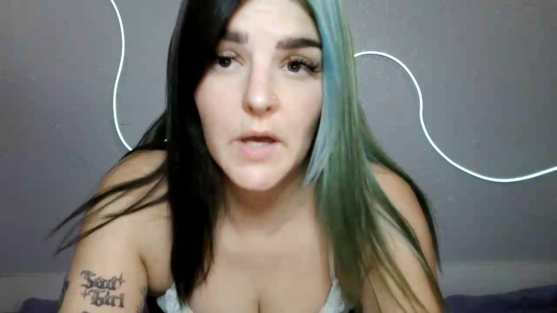 Gallery image thumbnail from Gothbaby_333x's myfreecams stream on, 08/31/2026, 20:17 image 6 of 20