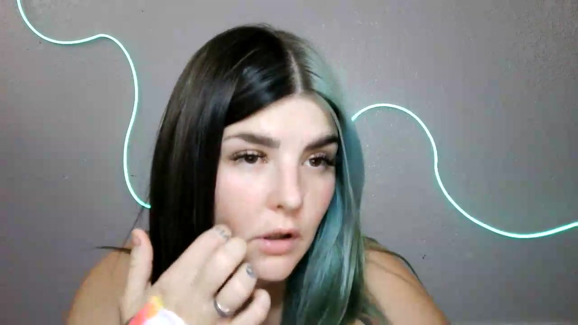 Gallery image thumbnail from Gothbaby_333x's myfreecams stream on, 08/31/2026, 21:59 image 2 of 20
