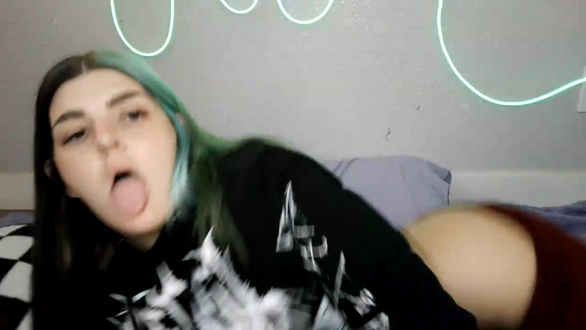Gallery image thumbnail from Gothbaby_333x's myfreecams stream on, 09/03/2026, 20:50 image 17 of 20