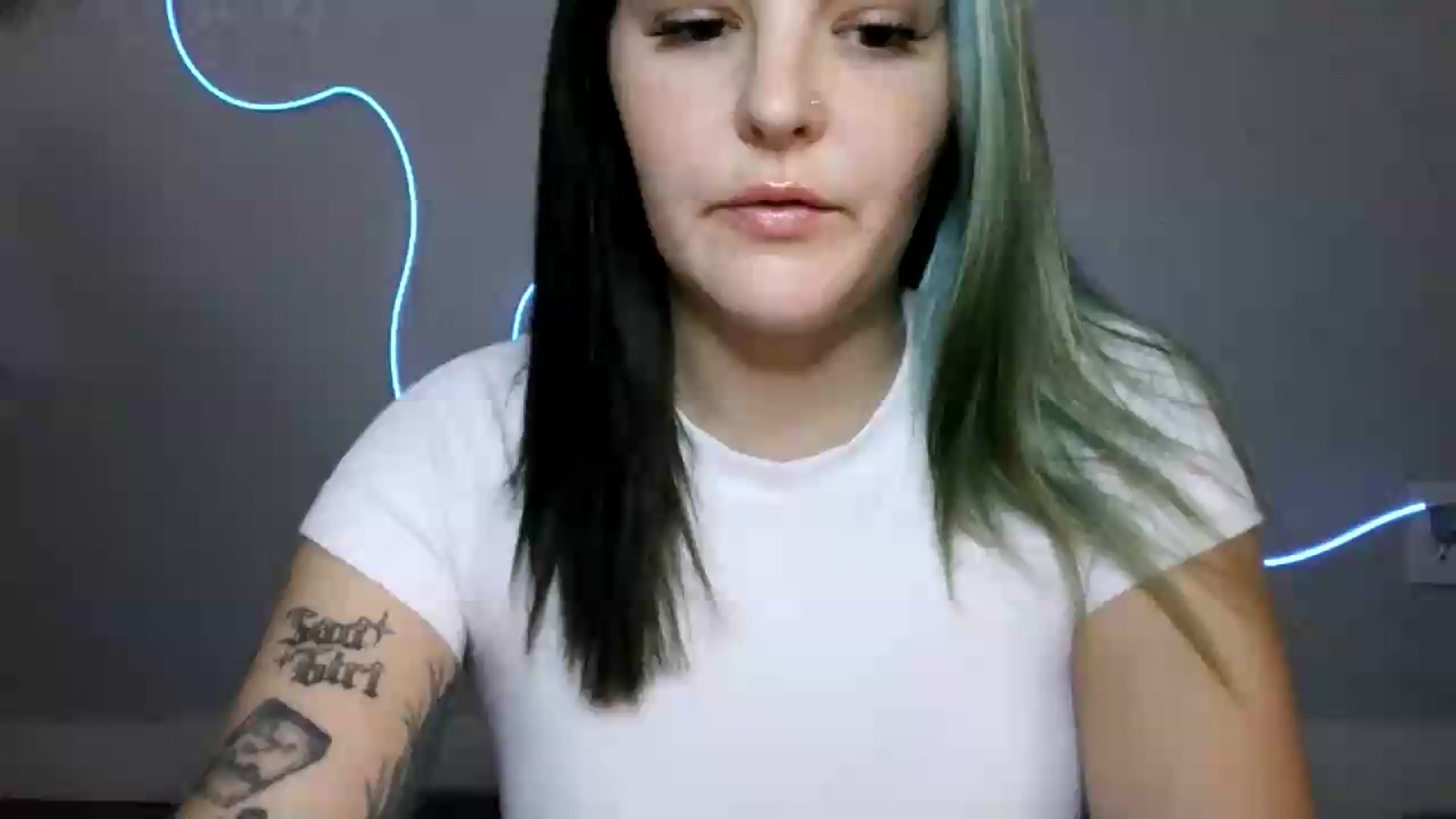Gallery image thumbnail from Gothbaby_333x's myfreecams stream on, 09/04/2026, 18:31 image 1 of 20