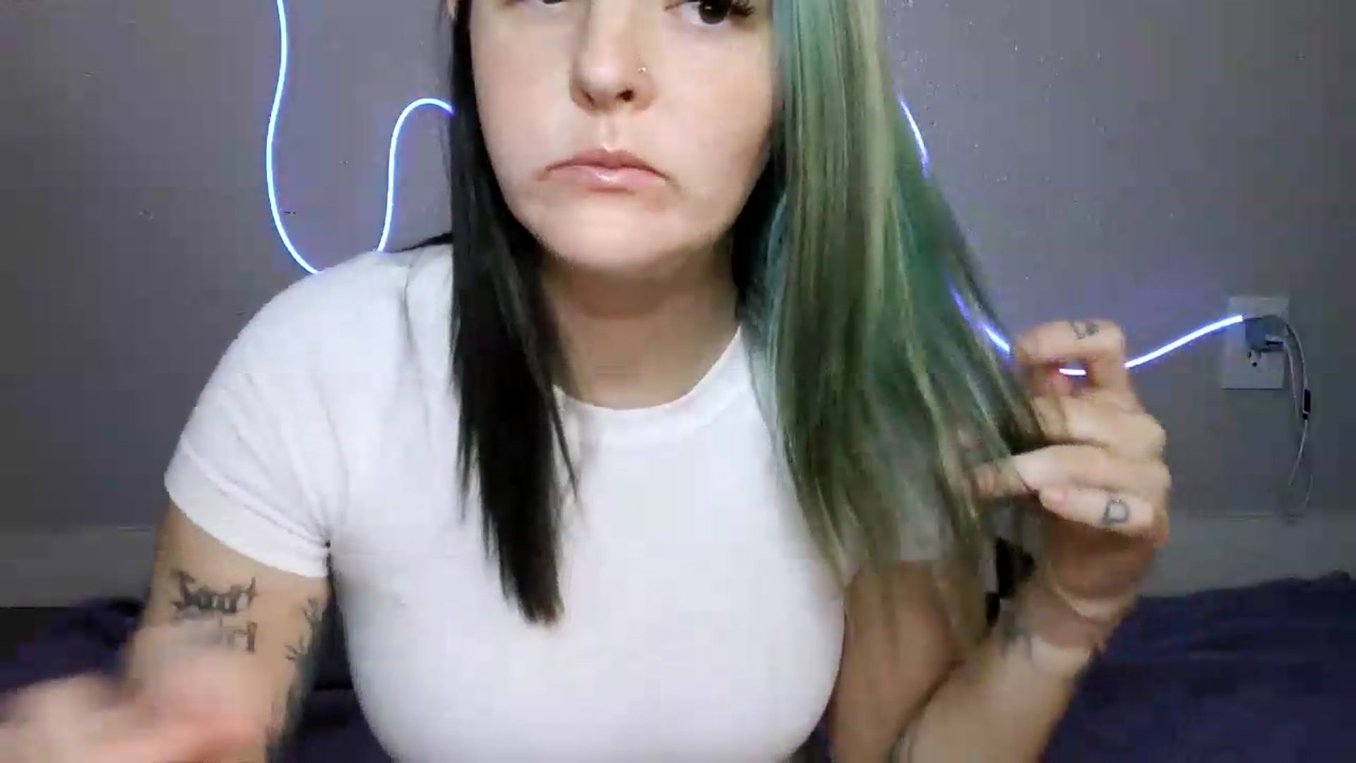 Gallery image thumbnail from Gothbaby_333x's myfreecams stream on, 09/04/2026, 18:31 image 3 of 20