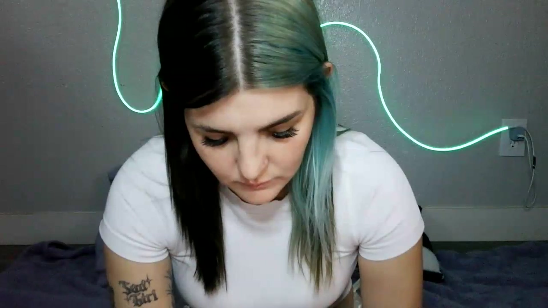 Gallery image thumbnail from Gothbaby_333x's myfreecams stream on, 09/04/2026, 18:31 image 14 of 20