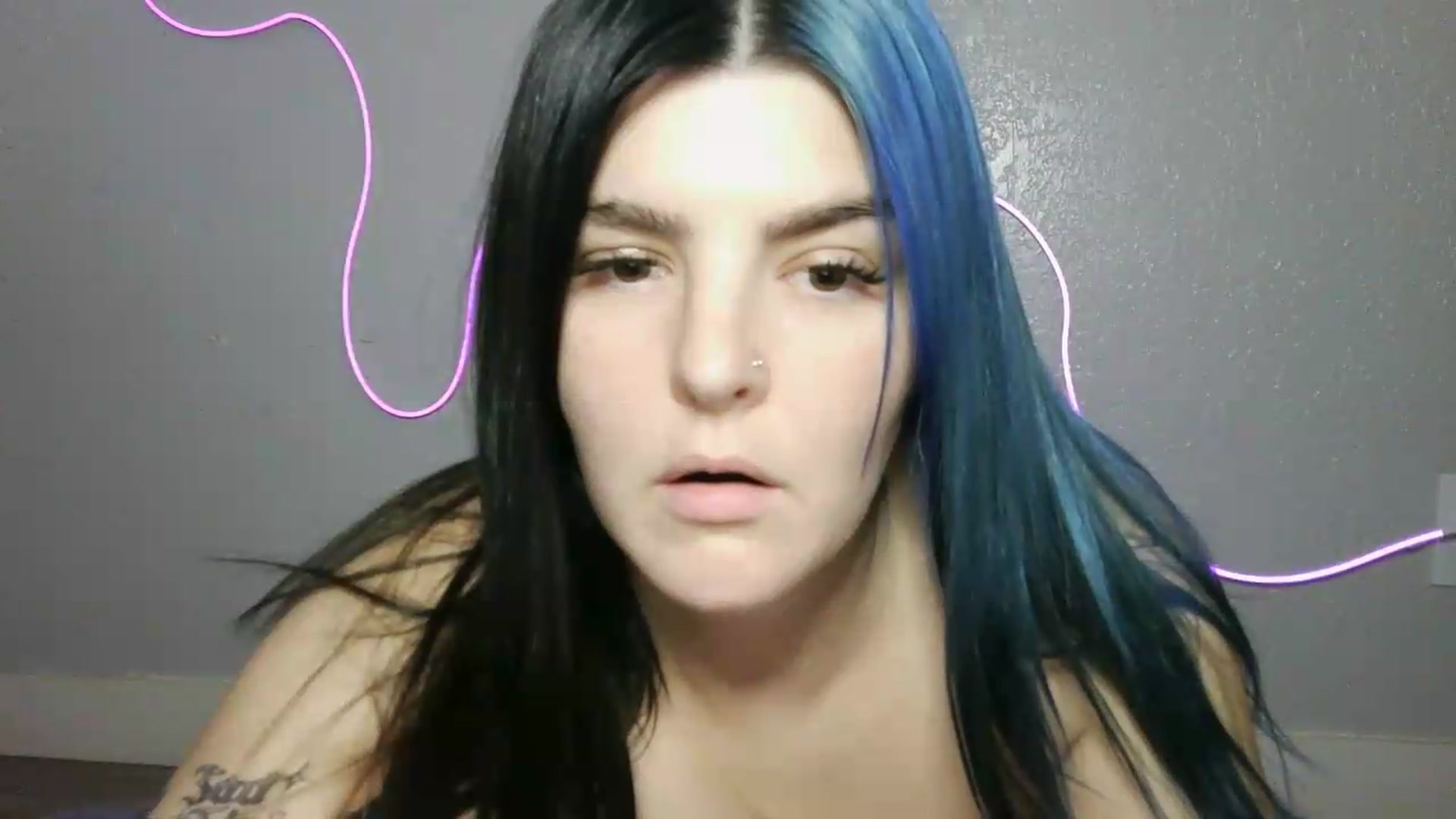 Gallery image thumbnail from Gothbaby_333x's myfreecams stream on, 09/09/2026, 19:29 image 12 of 20