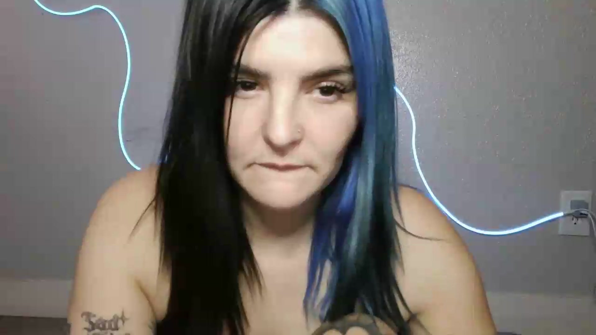 Gallery image thumbnail from Gothbaby_333x's myfreecams stream on, 09/09/2026, 21:11 image 16 of 20