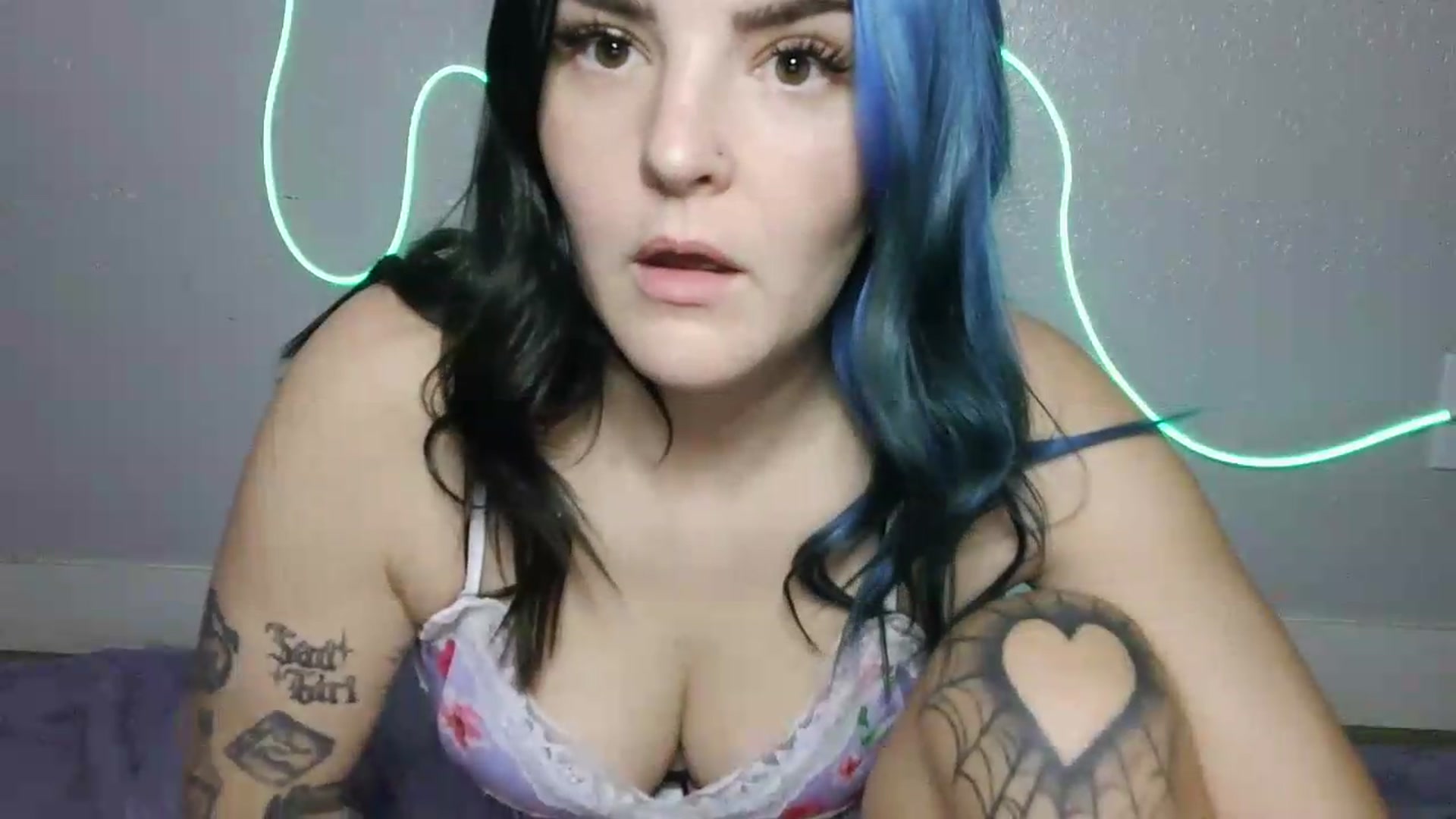 Gallery image thumbnail from Gothbaby_333x's myfreecams stream on, 09/10/2026, 18:59 image 17 of 20