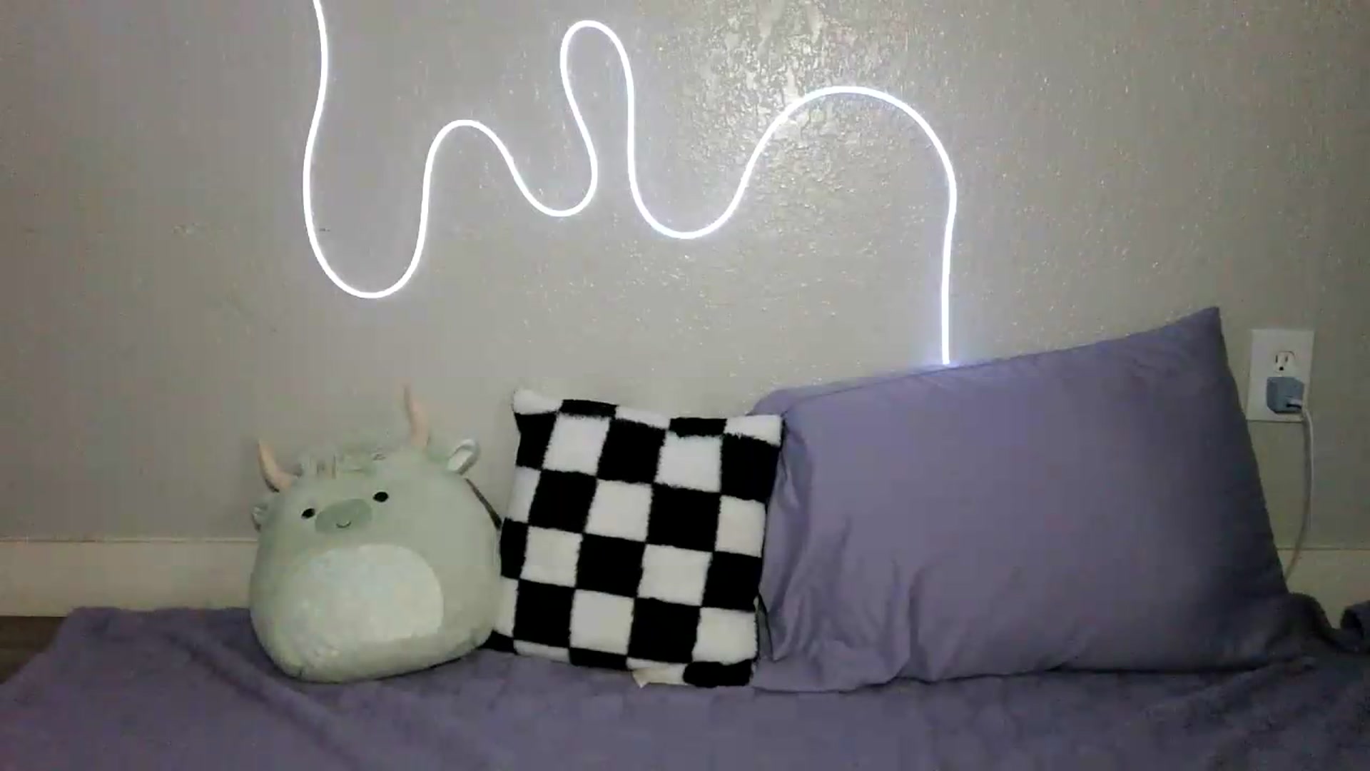 Gallery image thumbnail from Gothbaby_333x's myfreecams stream on, 09/14/2026, 17:47 image 13 of 20