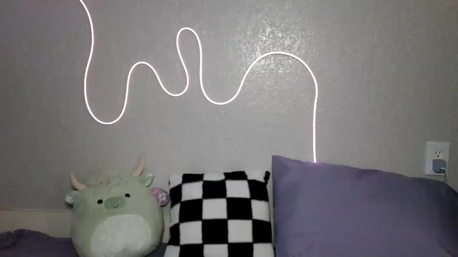 Gallery image thumbnail from Gothbaby_333x's myfreecams stream on, 09/15/2026, 16:59 image 1 of 20
