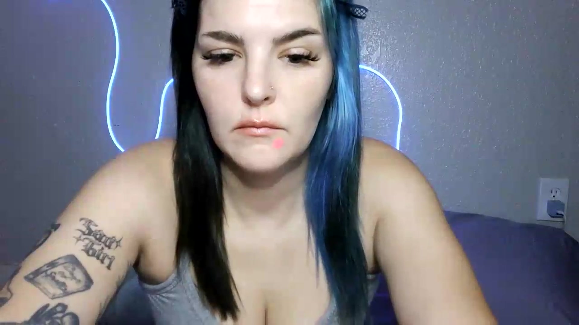 Gallery image thumbnail from Gothbaby_333x's myfreecams stream on, 09/15/2026, 16:59 image 7 of 20