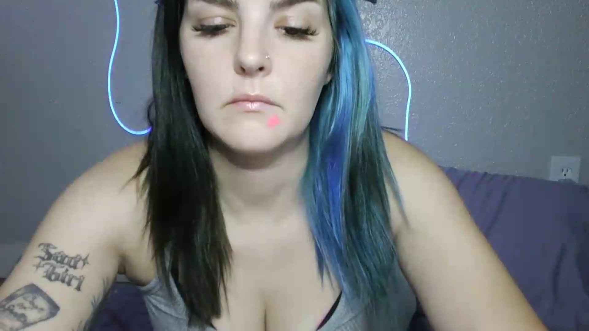 Gallery image thumbnail from Gothbaby_333x's myfreecams stream on, 09/15/2026, 21:38 image 6 of 20
