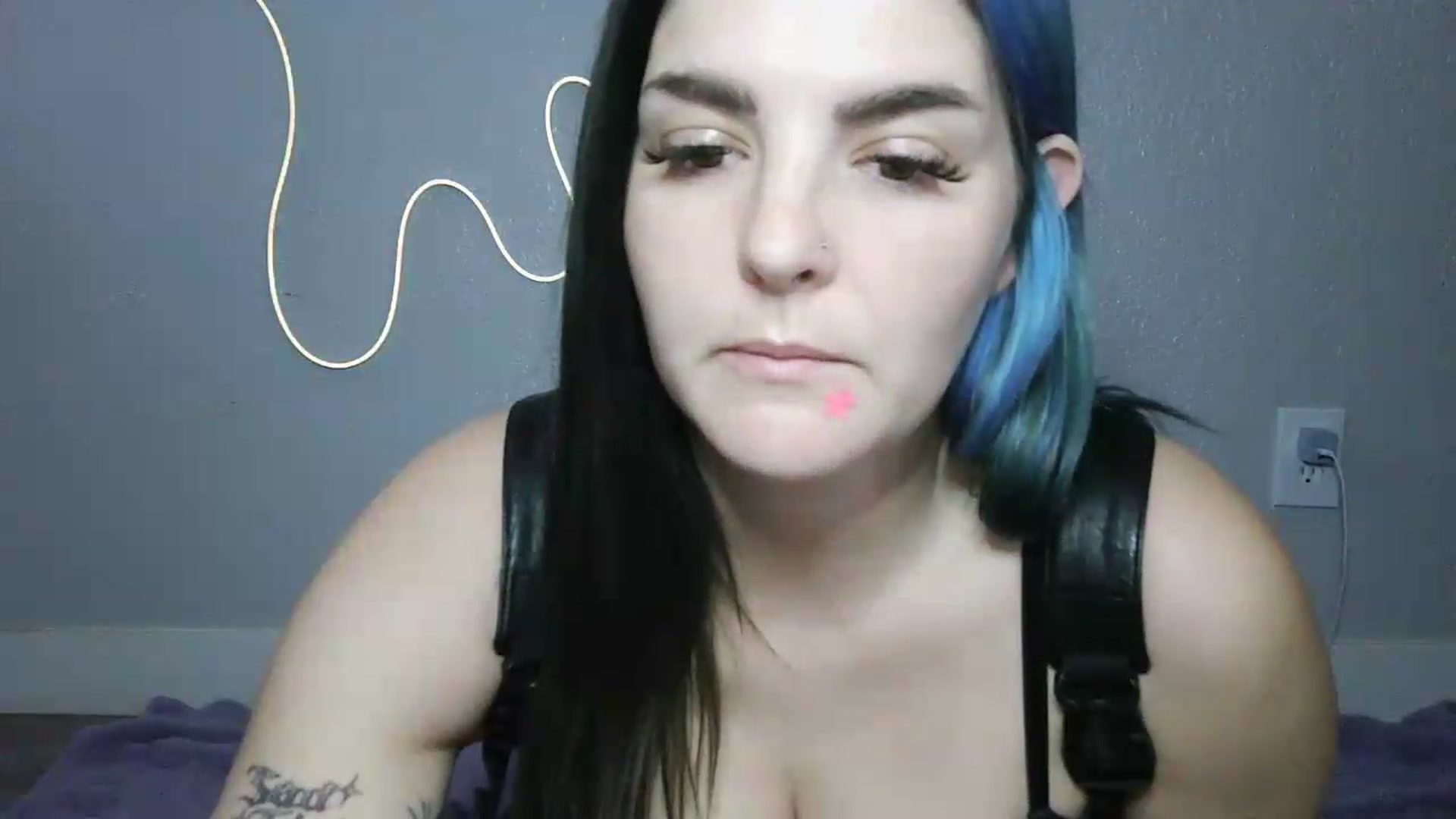 Gallery image thumbnail from Gothbaby_333x's myfreecams stream on, 09/16/2026, 21:50 image 19 of 20