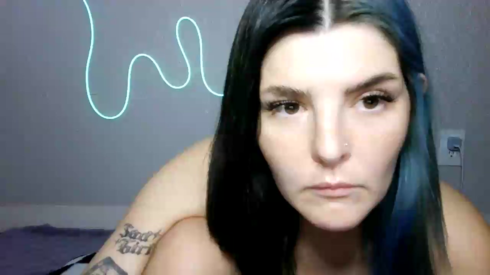 Gallery image thumbnail from Gothbaby_333x's myfreecams stream on, 09/18/2026, 18:45 image 15 of 20
