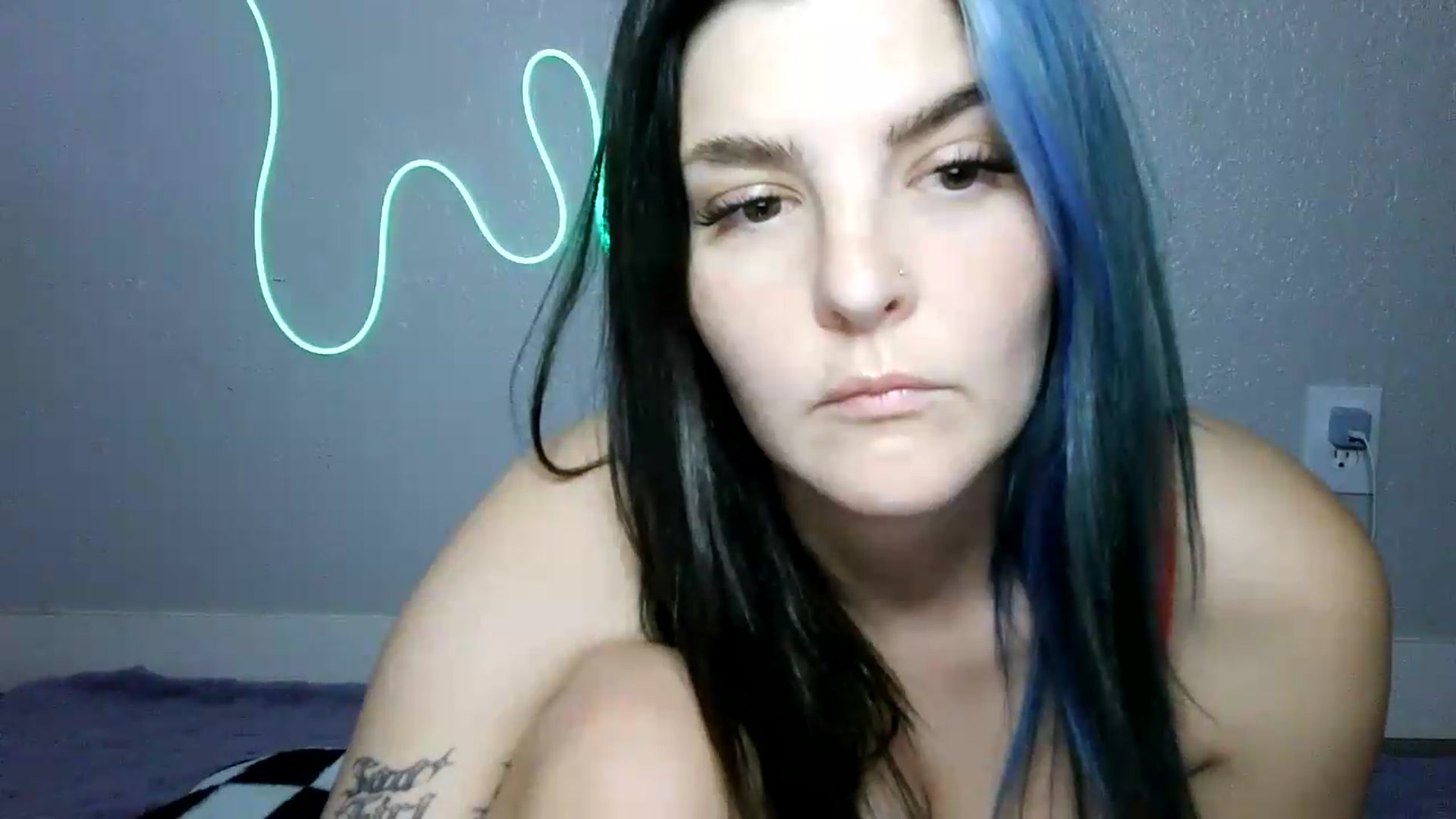 Gallery image thumbnail from Gothbaby_333x's myfreecams stream on, 09/18/2026, 18:45 image 14 of 20