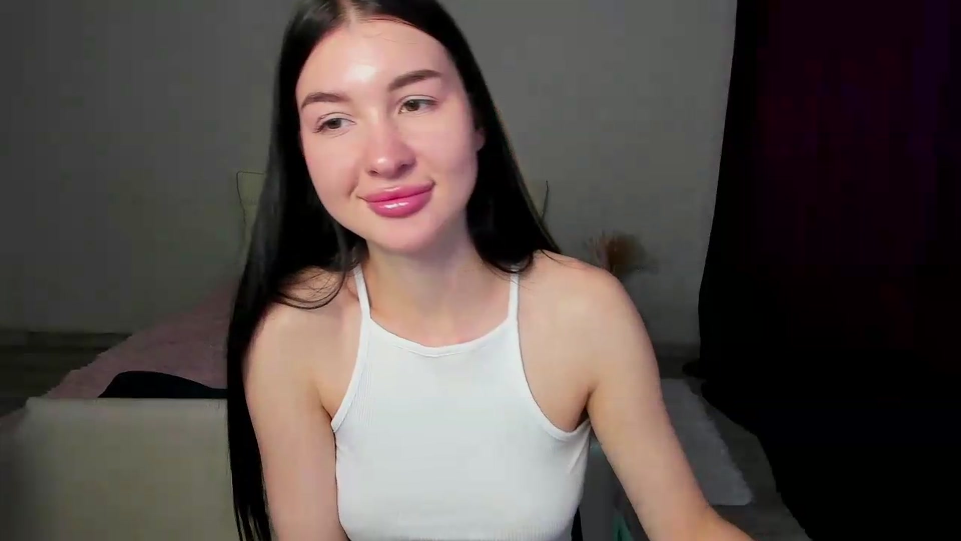 Gallery image thumbnail from GraceBennet's myfreecams stream on, 05/25/2026, 10:49 image 8 of 20
