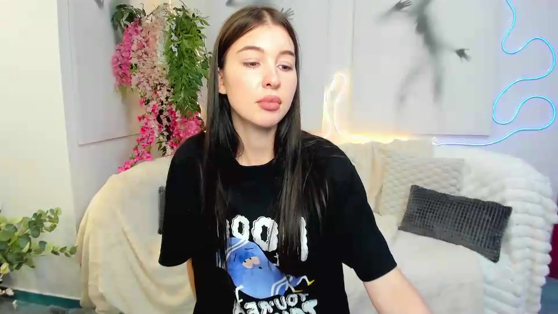 Gallery image thumbnail from GraceBennet's myfreecams stream on, 06/13/2026, 09:56 image 2 of 20