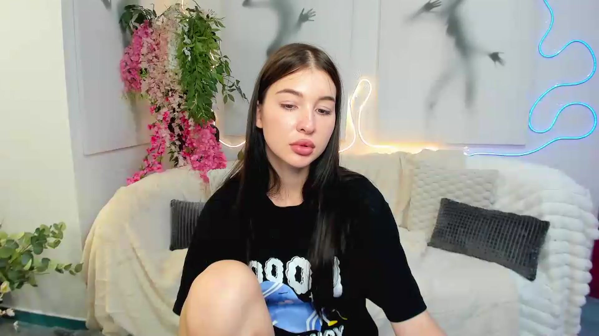 Gallery image thumbnail from GraceBennet's myfreecams stream on, 06/13/2026, 09:56 image 12 of 20