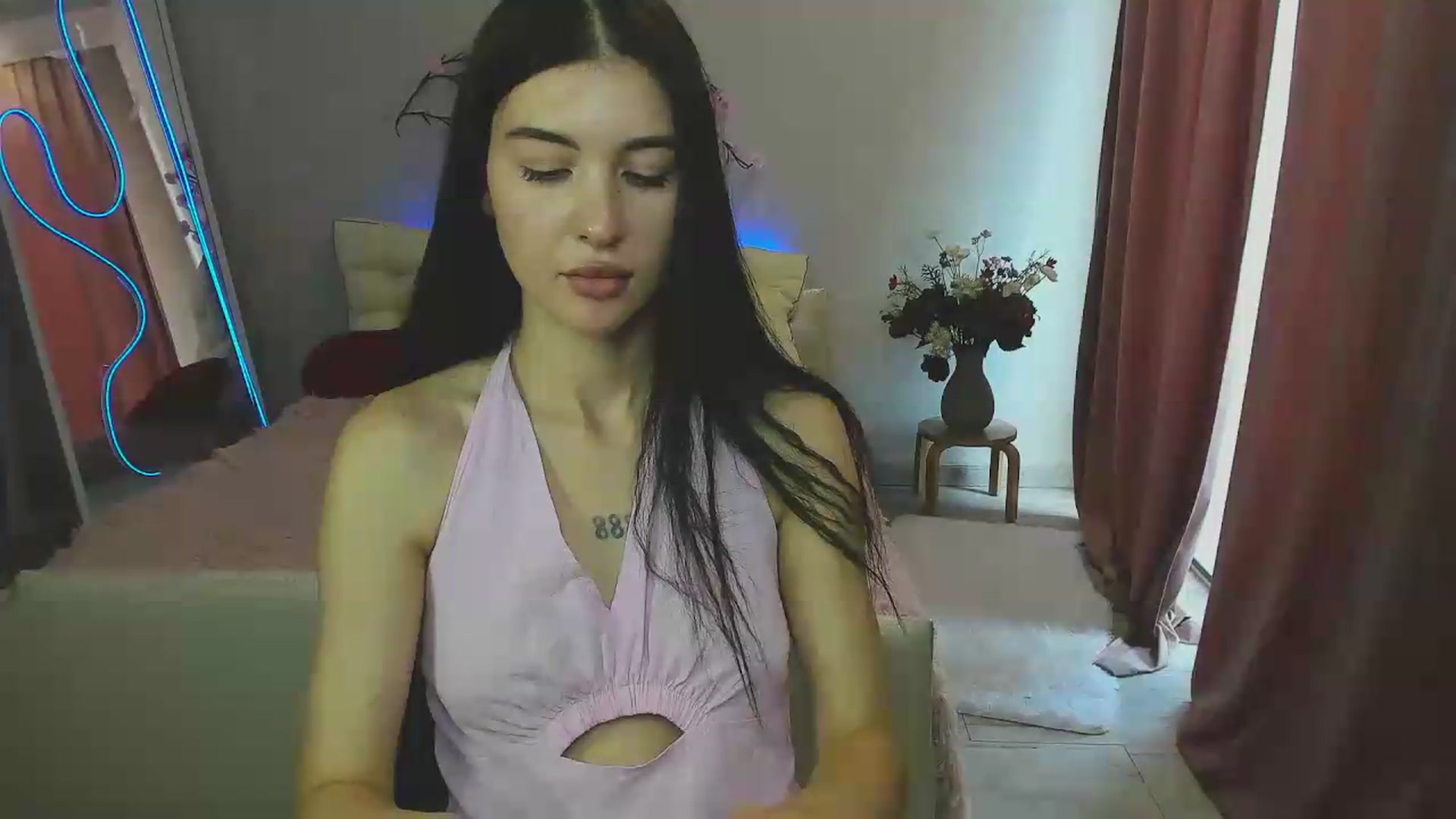 Gallery image thumbnail from GraceBennet's myfreecams stream on, 06/20/2026, 09:47 image 2 of 20