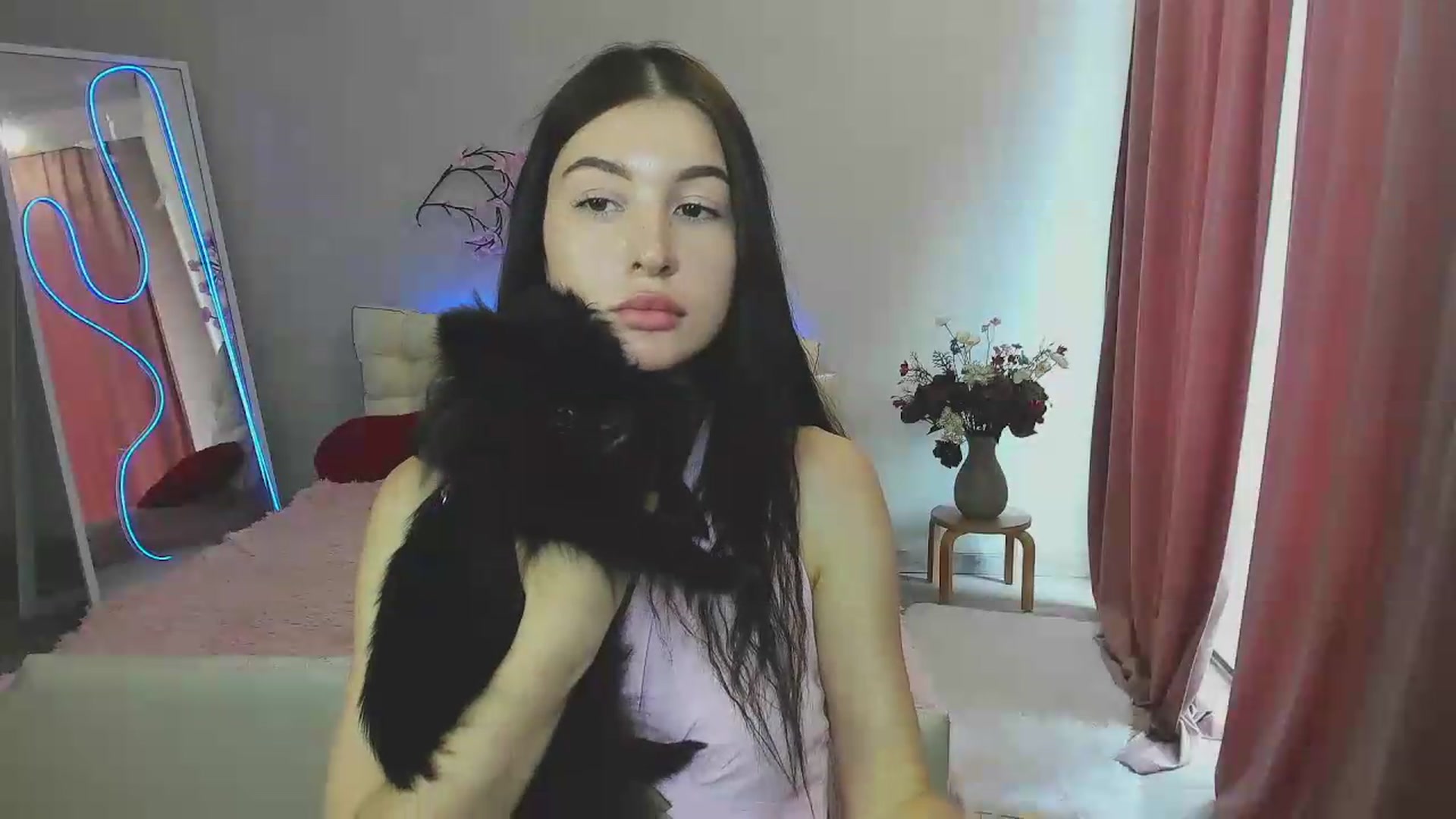 Gallery image thumbnail from GraceBennet's myfreecams stream on, 06/20/2026, 11:12 image 3 of 20