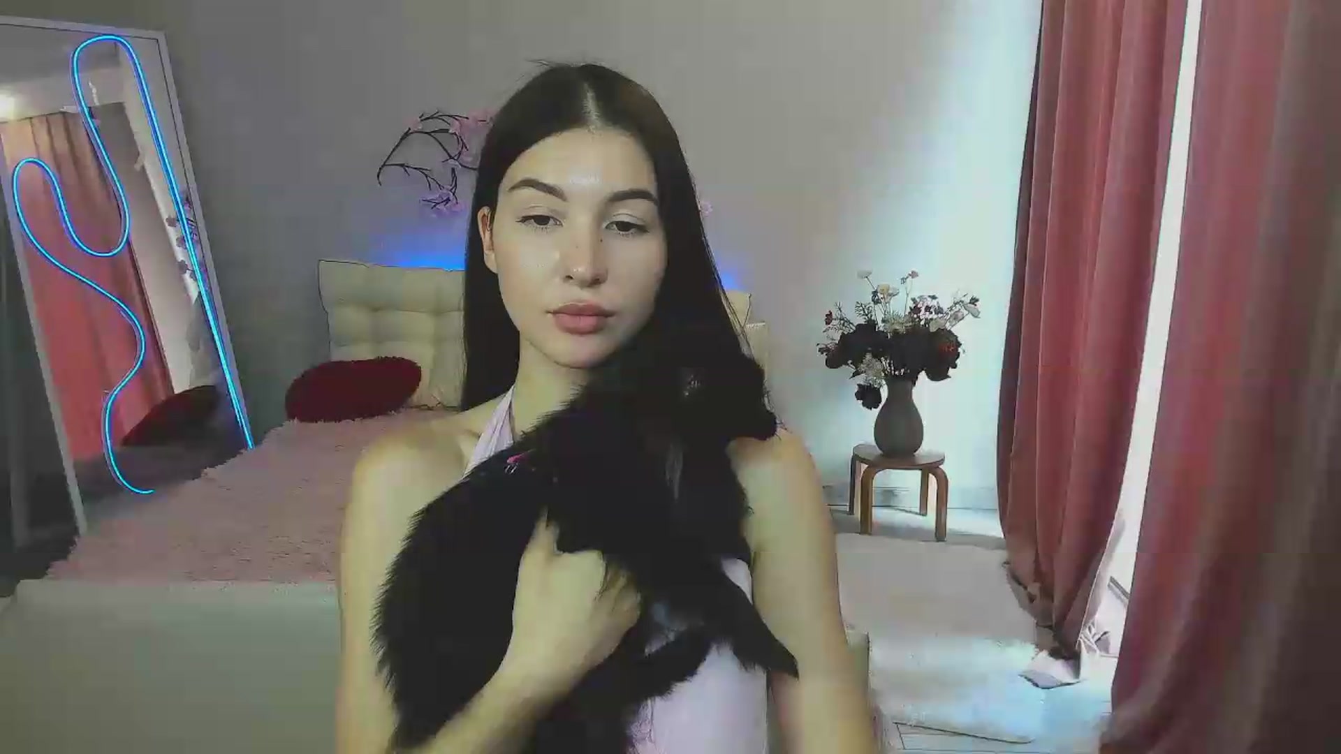 Gallery image thumbnail from GraceBennet's myfreecams stream on, 06/20/2026, 11:12 image 6 of 20