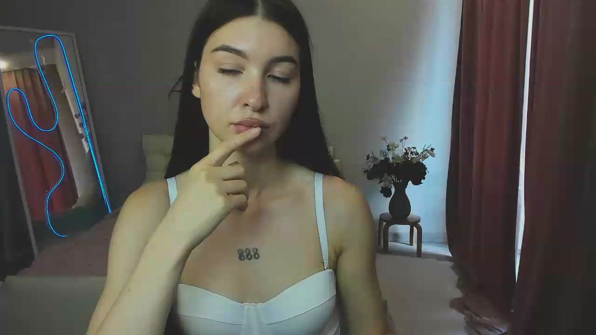 Gallery image thumbnail from GraceBennet's myfreecams stream on, 06/21/2026, 11:01 image 3 of 20