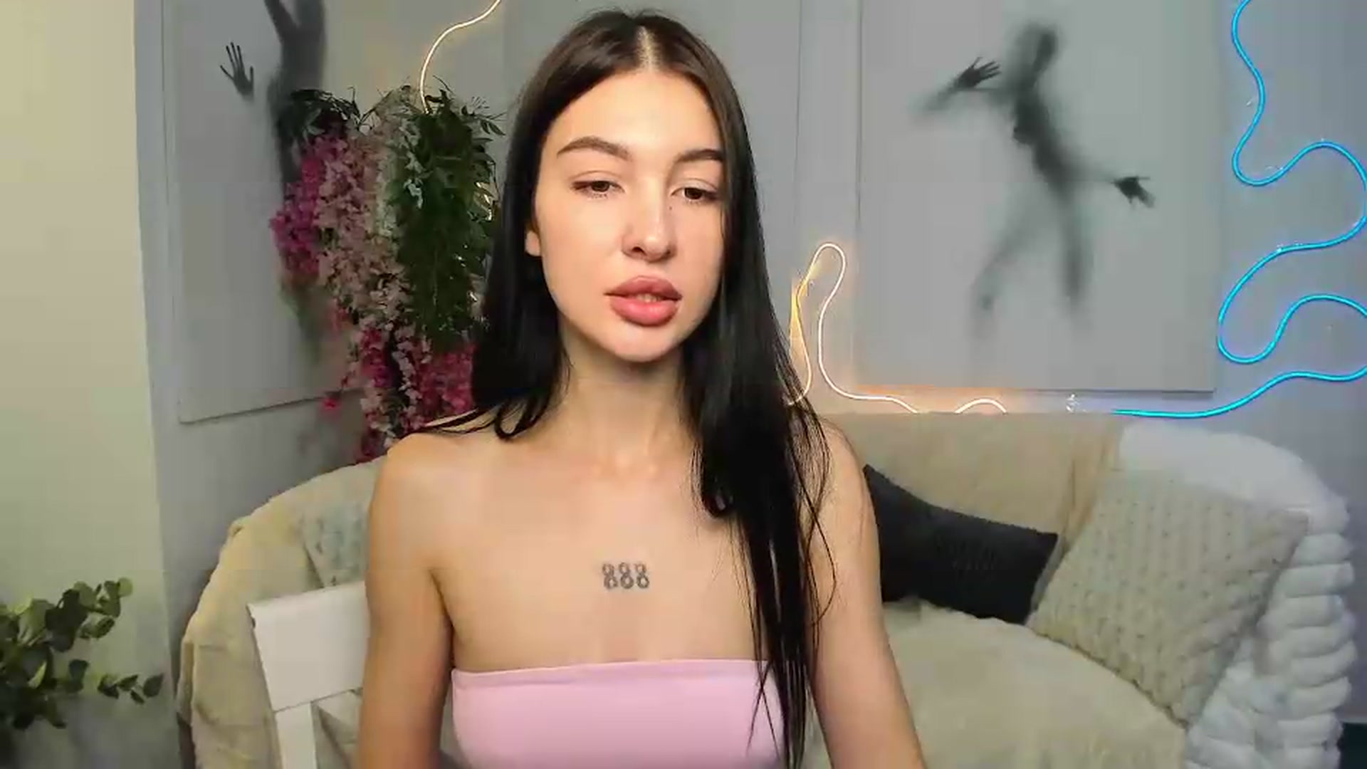 Gallery image thumbnail from GraceBennet's myfreecams stream on, 06/22/2026, 07:57 image 5 of 20