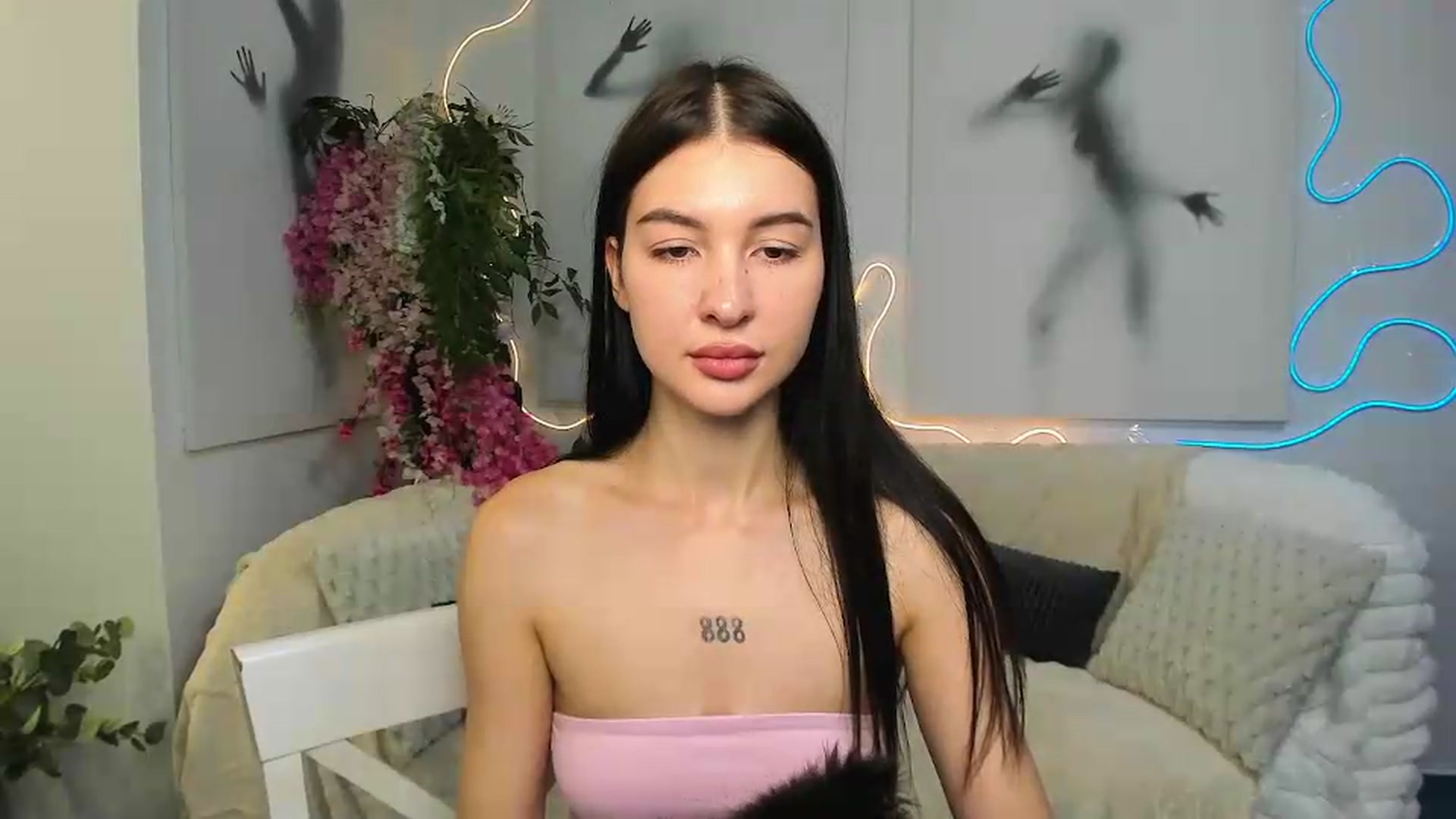 Gallery image thumbnail from GraceBennet's myfreecams stream on, 06/22/2026, 07:57 image 12 of 20