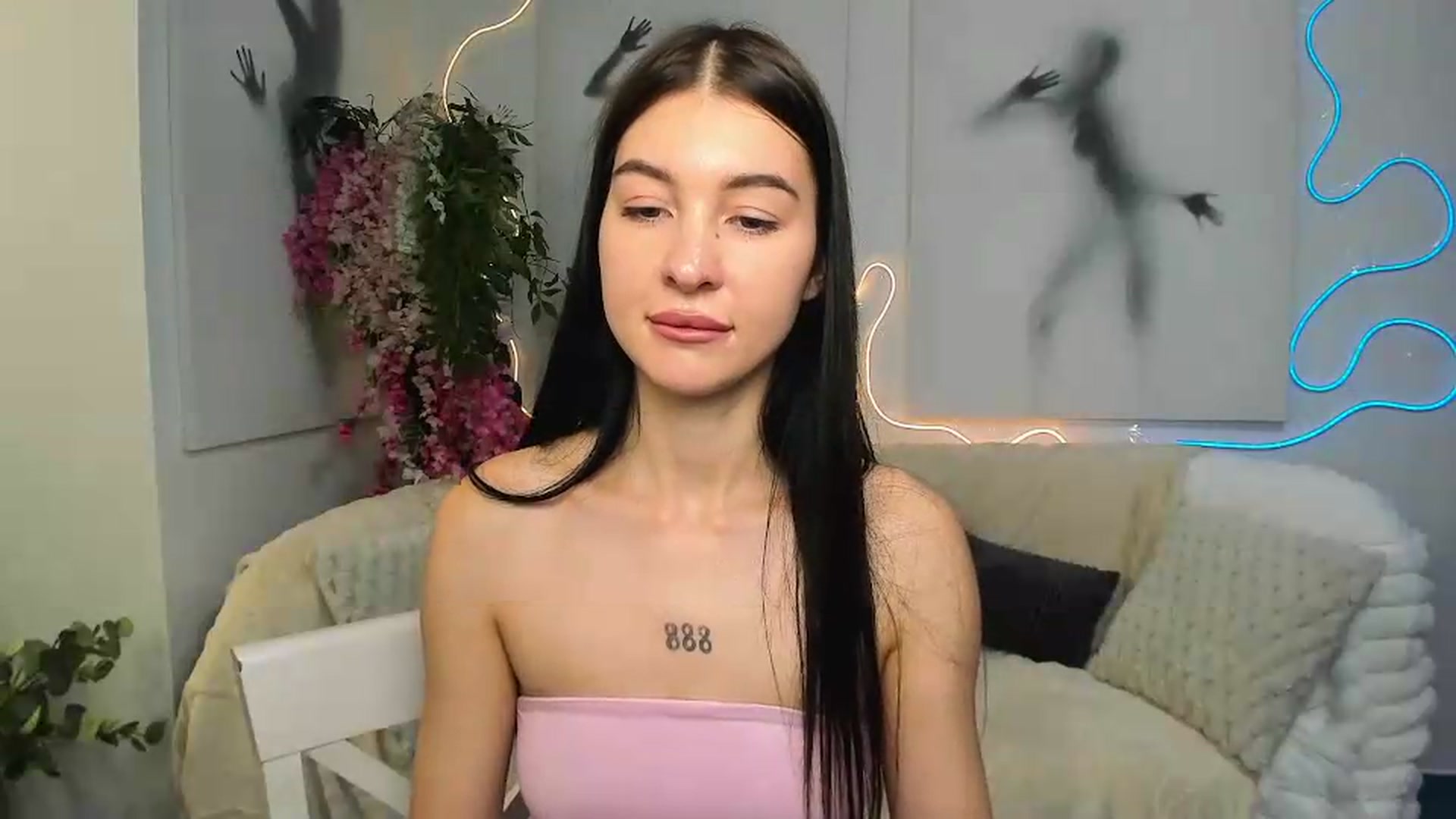 Gallery image thumbnail from GraceBennet's myfreecams stream on, 06/22/2026, 07:57 image 15 of 20