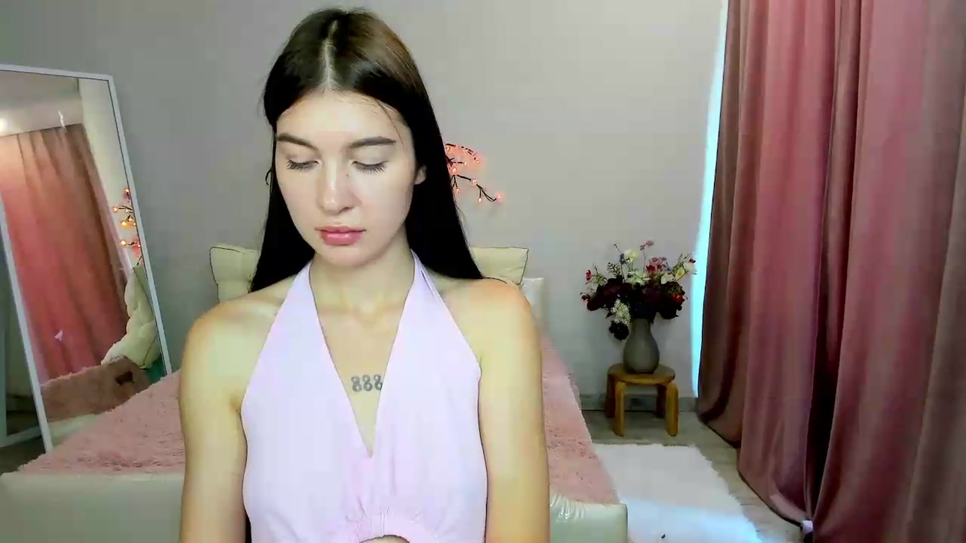 Gallery image thumbnail from GraceBennet's myfreecams stream on, 07/01/2026, 08:44 image 16 of 20