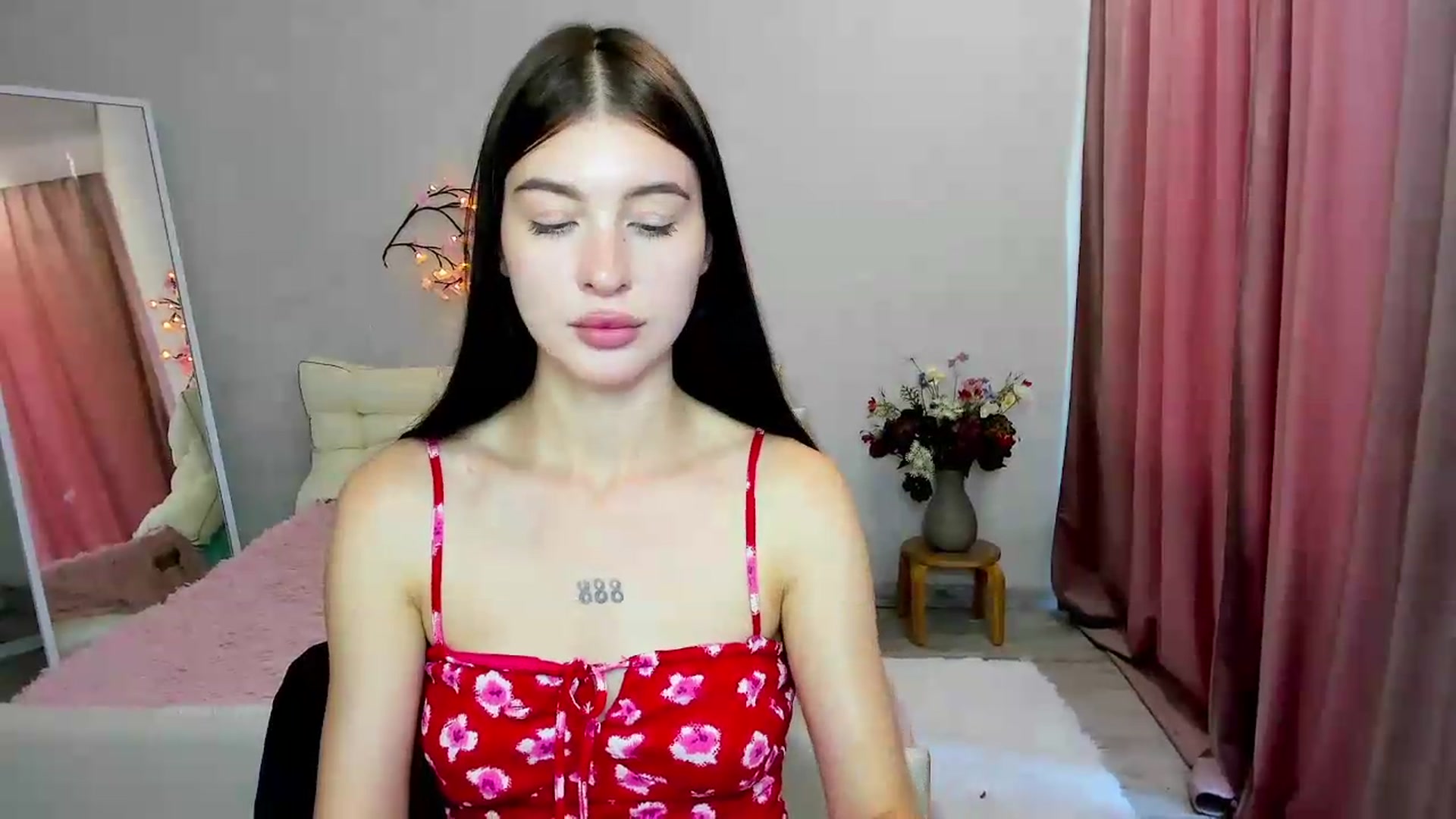 Gallery image thumbnail from GraceBennet's myfreecams stream on, 07/02/2026, 09:15 image 15 of 20