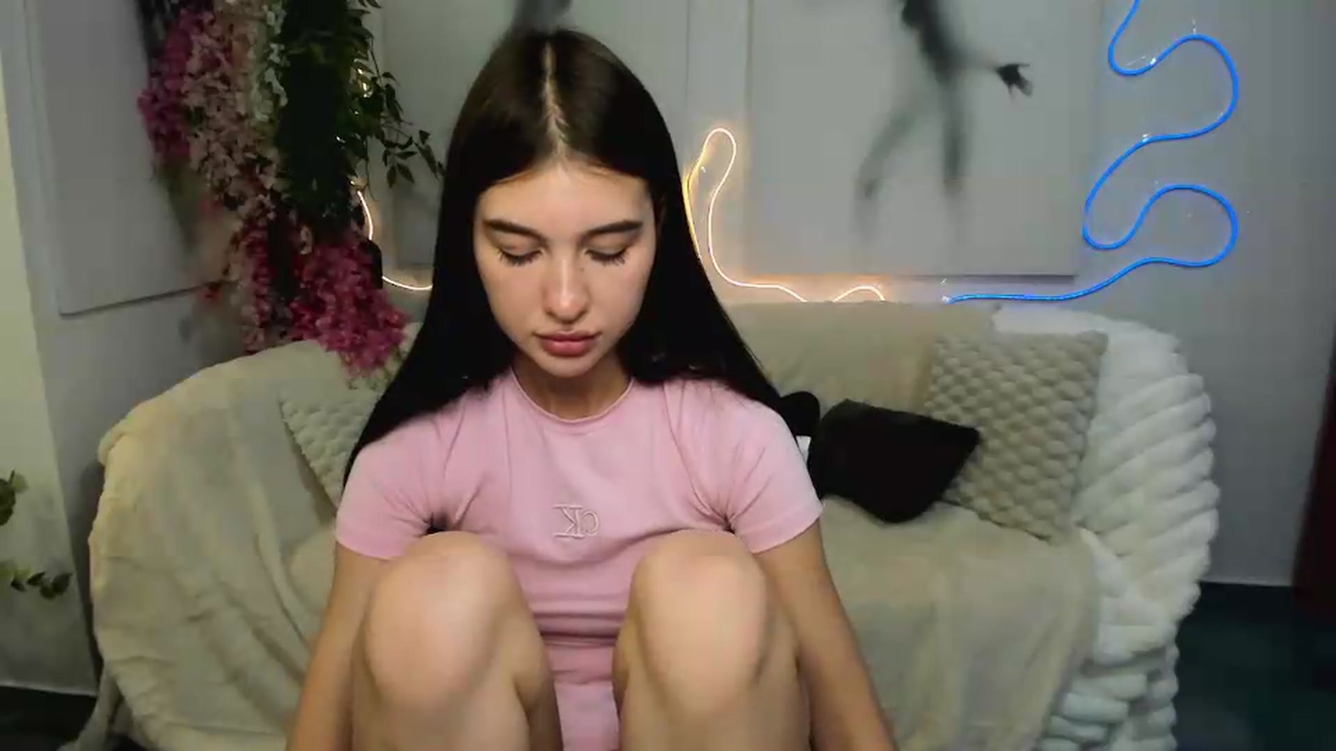 Gallery image thumbnail from GraceBennet's myfreecams stream on, 07/04/2026, 09:52 image 18 of 20
