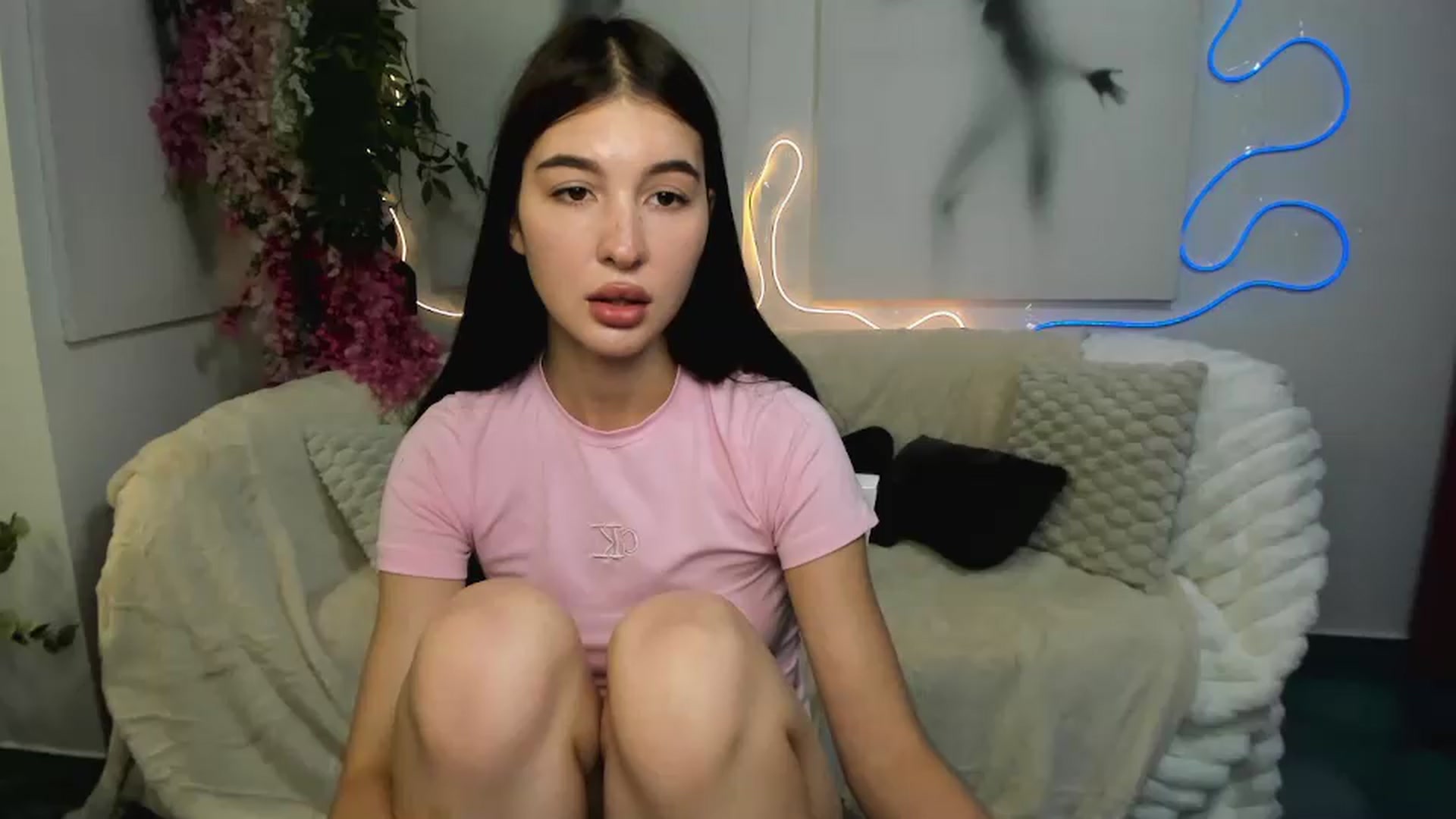 Gallery image thumbnail from GraceBennet's myfreecams stream on, 07/04/2026, 09:52 image 16 of 20