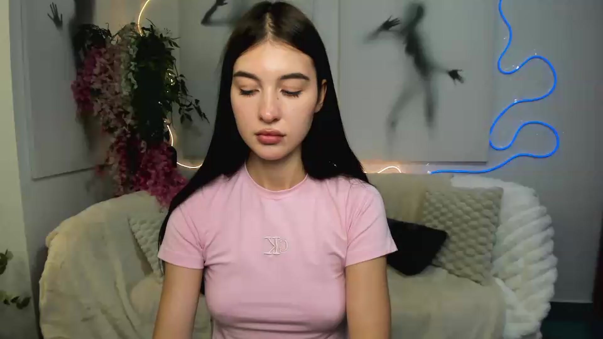 Gallery image thumbnail from GraceBennet's myfreecams stream on, 07/04/2026, 09:52 image 20 of 20