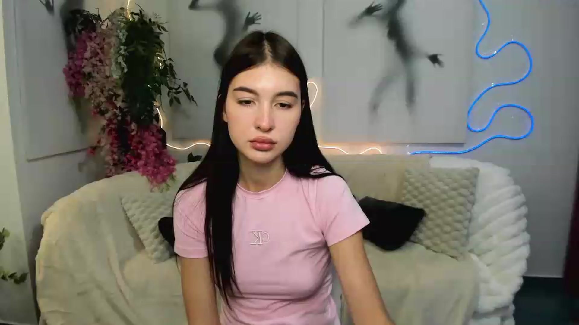 Gallery image thumbnail from GraceBennet's myfreecams stream on, 07/04/2026, 09:52 image 6 of 20
