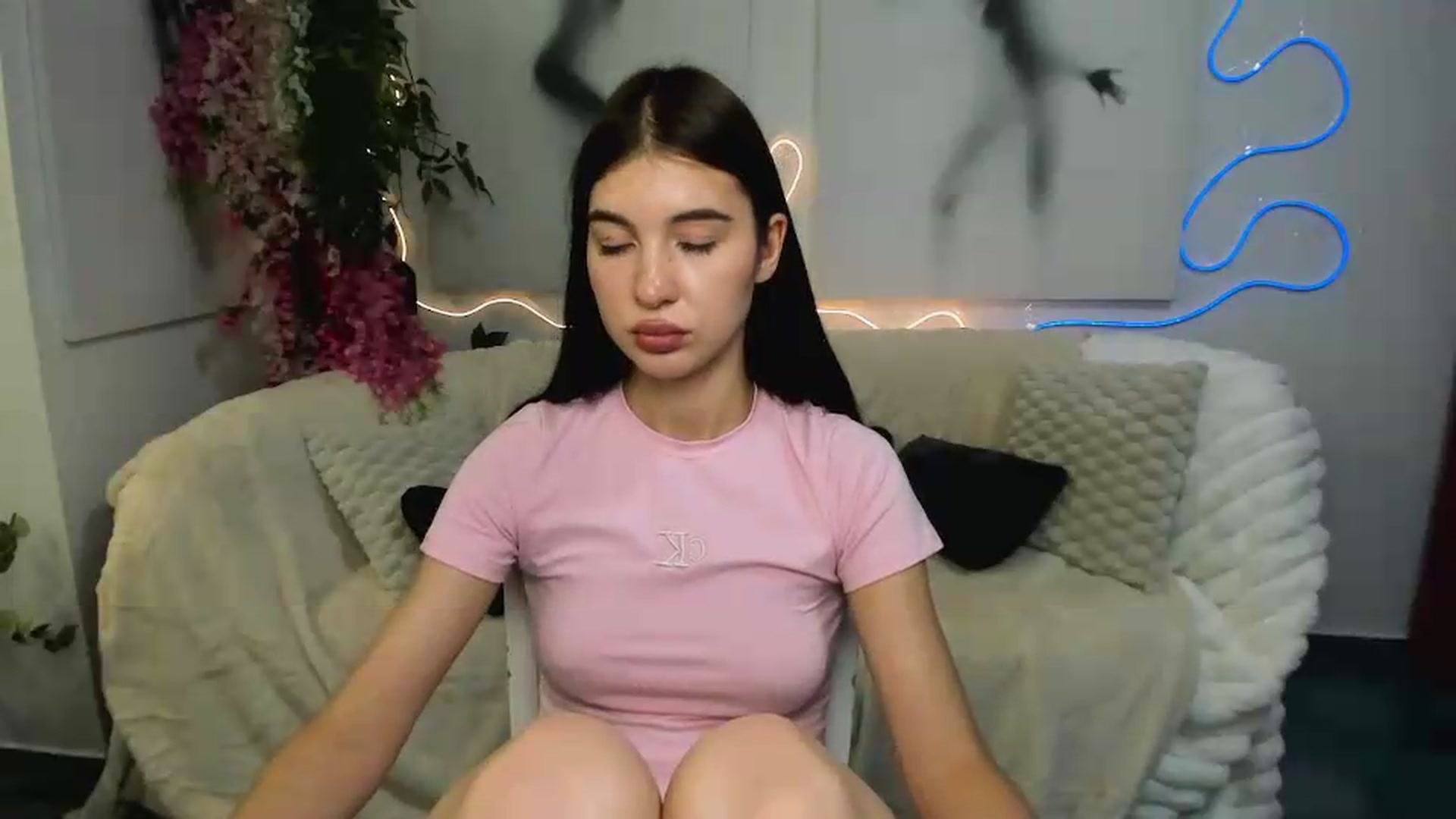 Gallery image thumbnail from GraceBennet's myfreecams stream on, 07/04/2026, 09:52 image 14 of 20