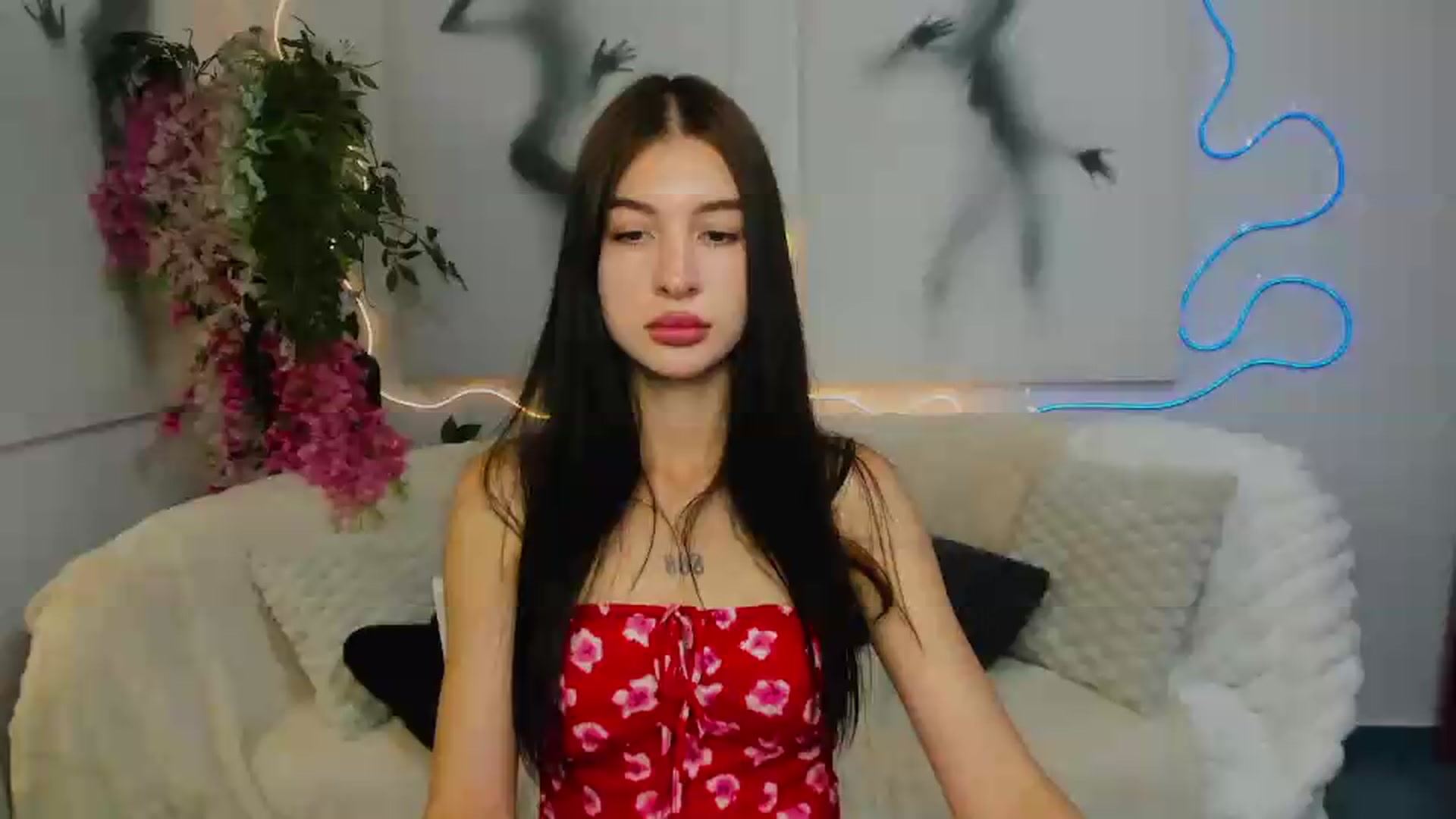 Gallery image thumbnail from GraceBennet's myfreecams stream on, 07/07/2026, 07:58 image 6 of 20