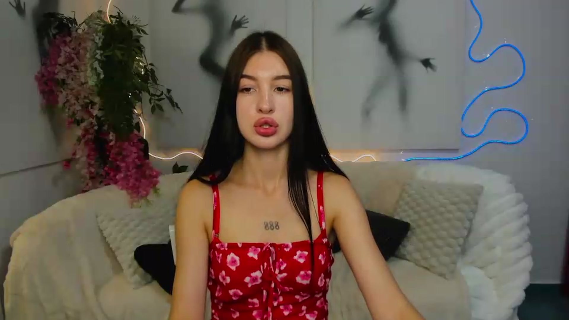 Gallery image thumbnail from GraceBennet's myfreecams stream on, 07/07/2026, 07:58 image 7 of 20