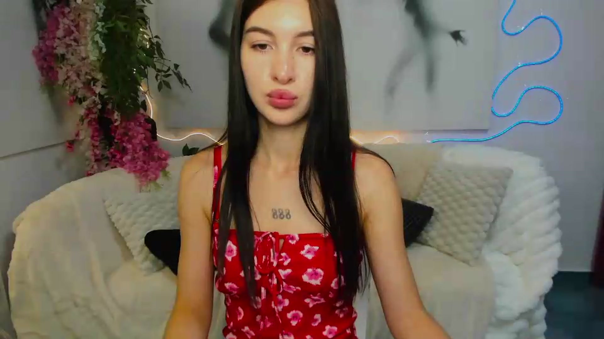 Gallery image thumbnail from GraceBennet's myfreecams stream on, 07/07/2026, 09:07 image 6 of 20