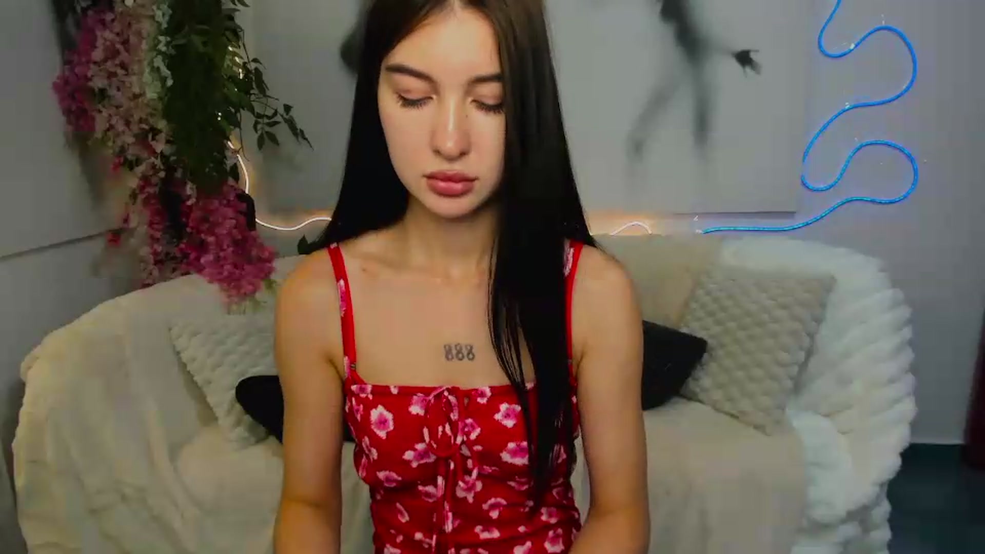 Gallery image thumbnail from GraceBennet's myfreecams stream on, 07/07/2026, 09:43 image 9 of 20