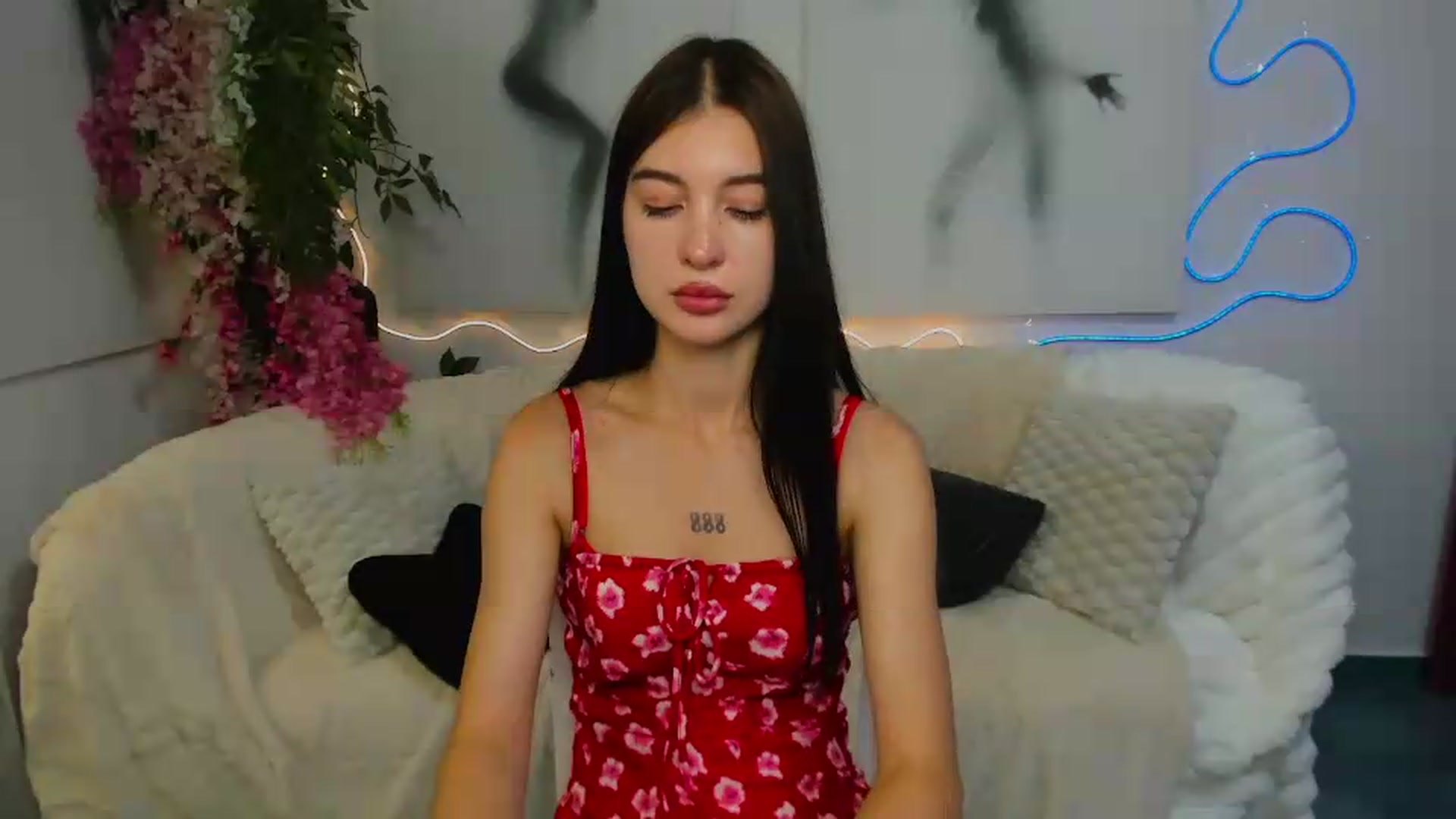 Gallery image thumbnail from GraceBennet's myfreecams stream on, 07/07/2026, 09:43 image 14 of 20