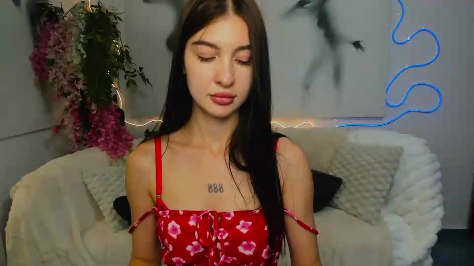 Gallery image thumbnail from GraceBennet's myfreecams stream on, 07/07/2026, 10:24 image 11 of 20