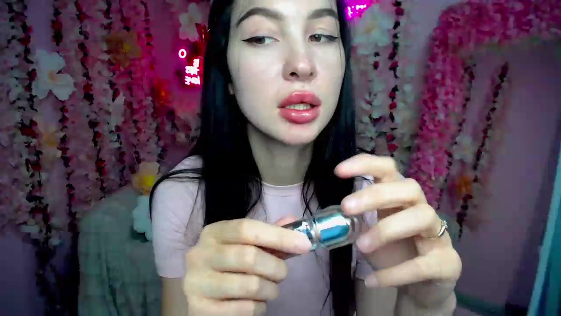 Gallery image thumbnail from GraceBennet's myfreecams stream on, 07/10/2026, 10:02 image 3 of 20