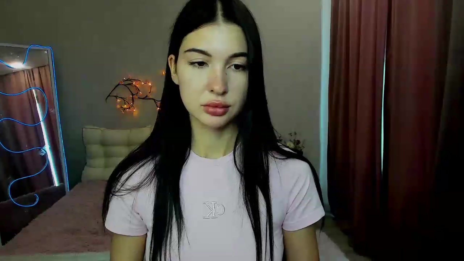 Gallery image thumbnail from GraceBennet's myfreecams stream on, 07/18/2026, 11:05 image 10 of 20