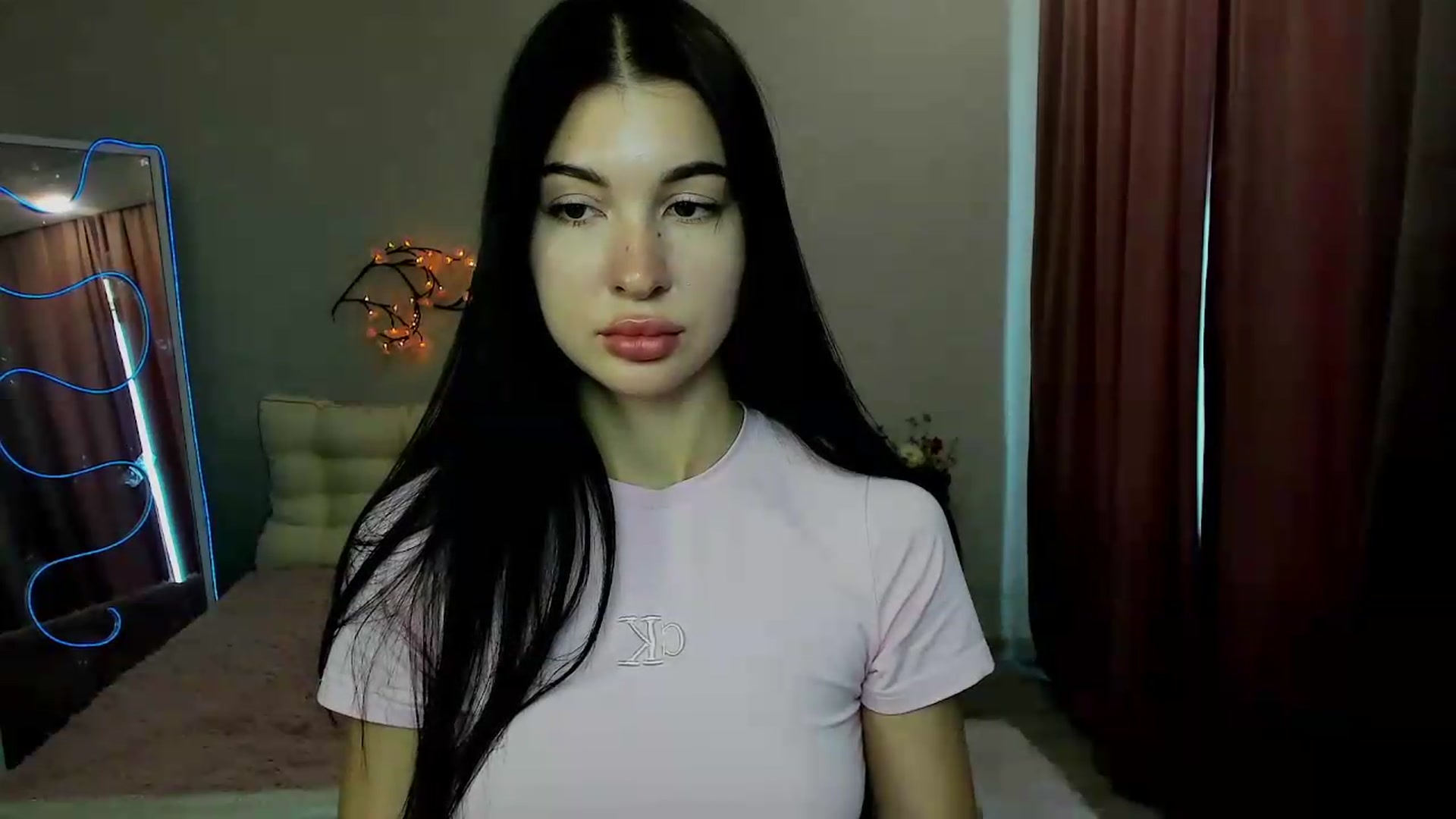 Gallery image thumbnail from GraceBennet's myfreecams stream on, 07/18/2026, 11:05 image 5 of 20