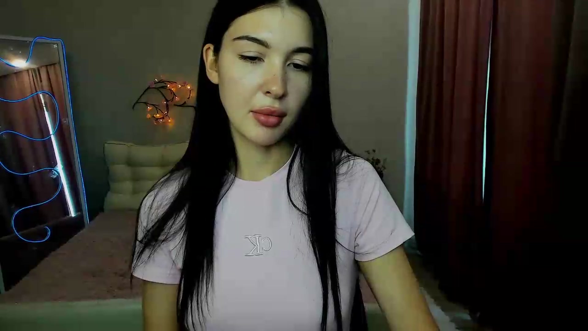 Gallery image thumbnail from GraceBennet's myfreecams stream on, 07/18/2026, 11:05 image 14 of 20