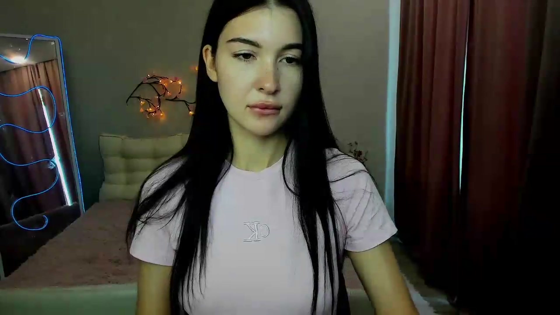 Gallery image thumbnail from GraceBennet's myfreecams stream on, 07/18/2026, 11:05 image 12 of 20