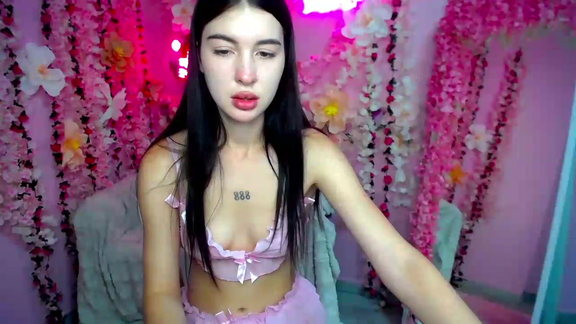 Gallery image thumbnail from GraceBennet's myfreecams stream on, 07/21/2026, 09:29 image 20 of 20
