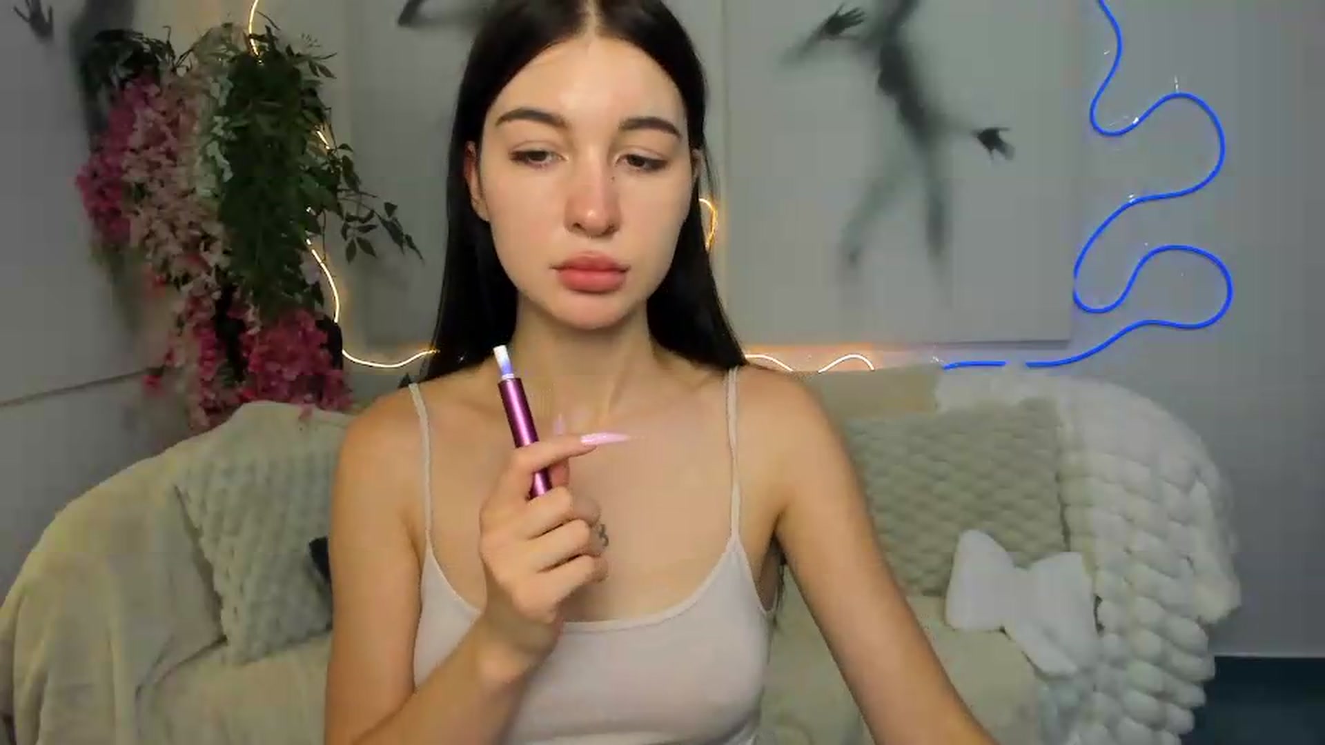 Gallery image thumbnail from GraceBennet's myfreecams stream on, 07/22/2026, 10:56 image 17 of 20