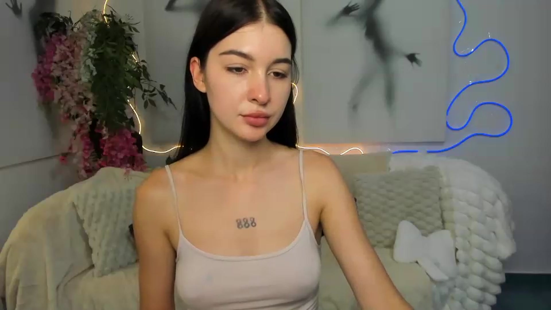 Gallery image thumbnail from GraceBennet's myfreecams stream on, 07/22/2026, 10:56 image 14 of 20